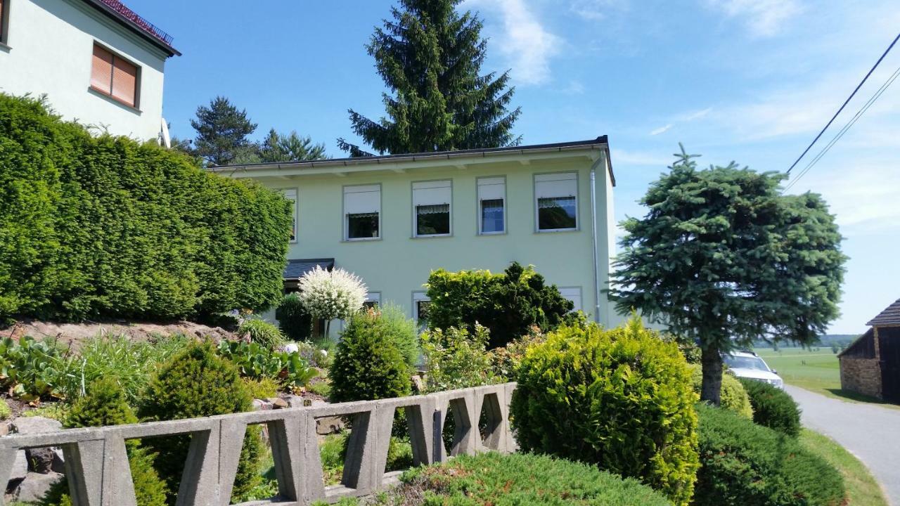 Ferienwohnung "Am Weinberg" Bad Schmiedeberg Bagian luar foto